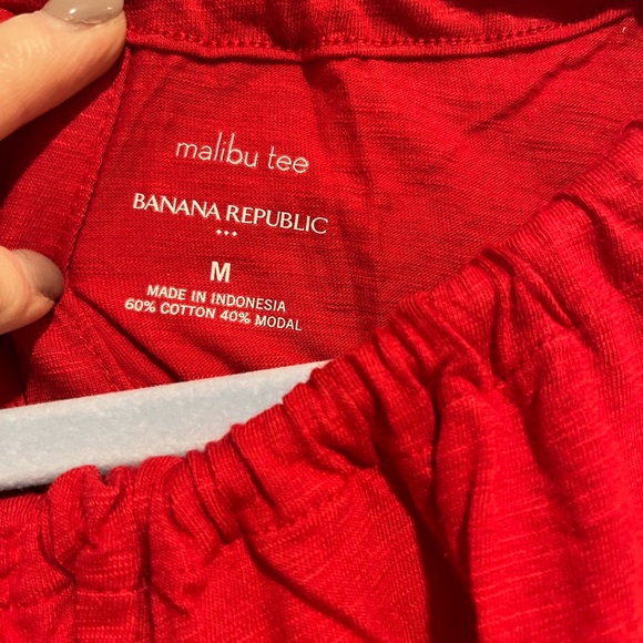NWT Banana Republic Factory Women’s Red Flutter top - Picture 2 of 8